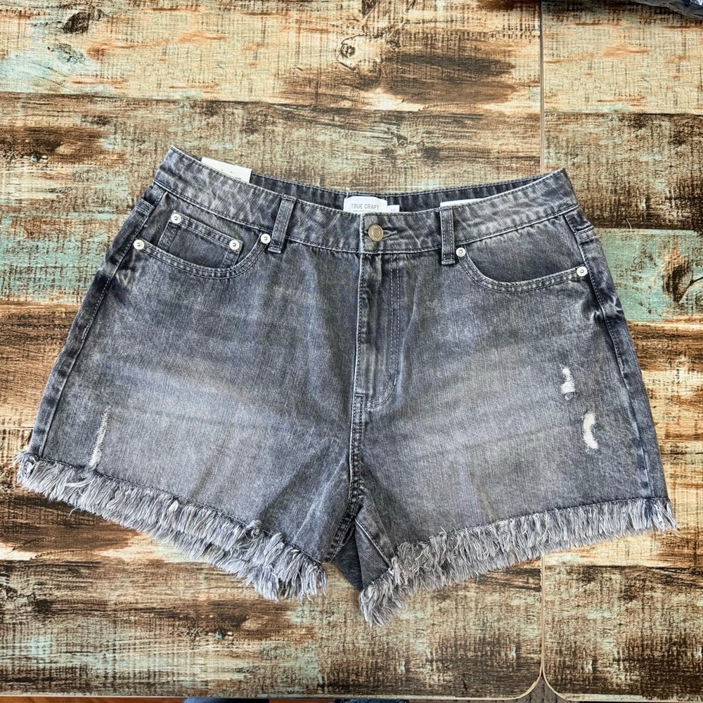 🆕 Women’s Juniors TRUE CRAFT High-waisted Jean Shorts | #A7 - Picture 2 of 13